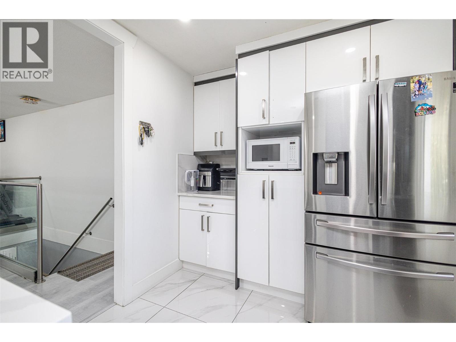  470 Wallace Road, Kelowna