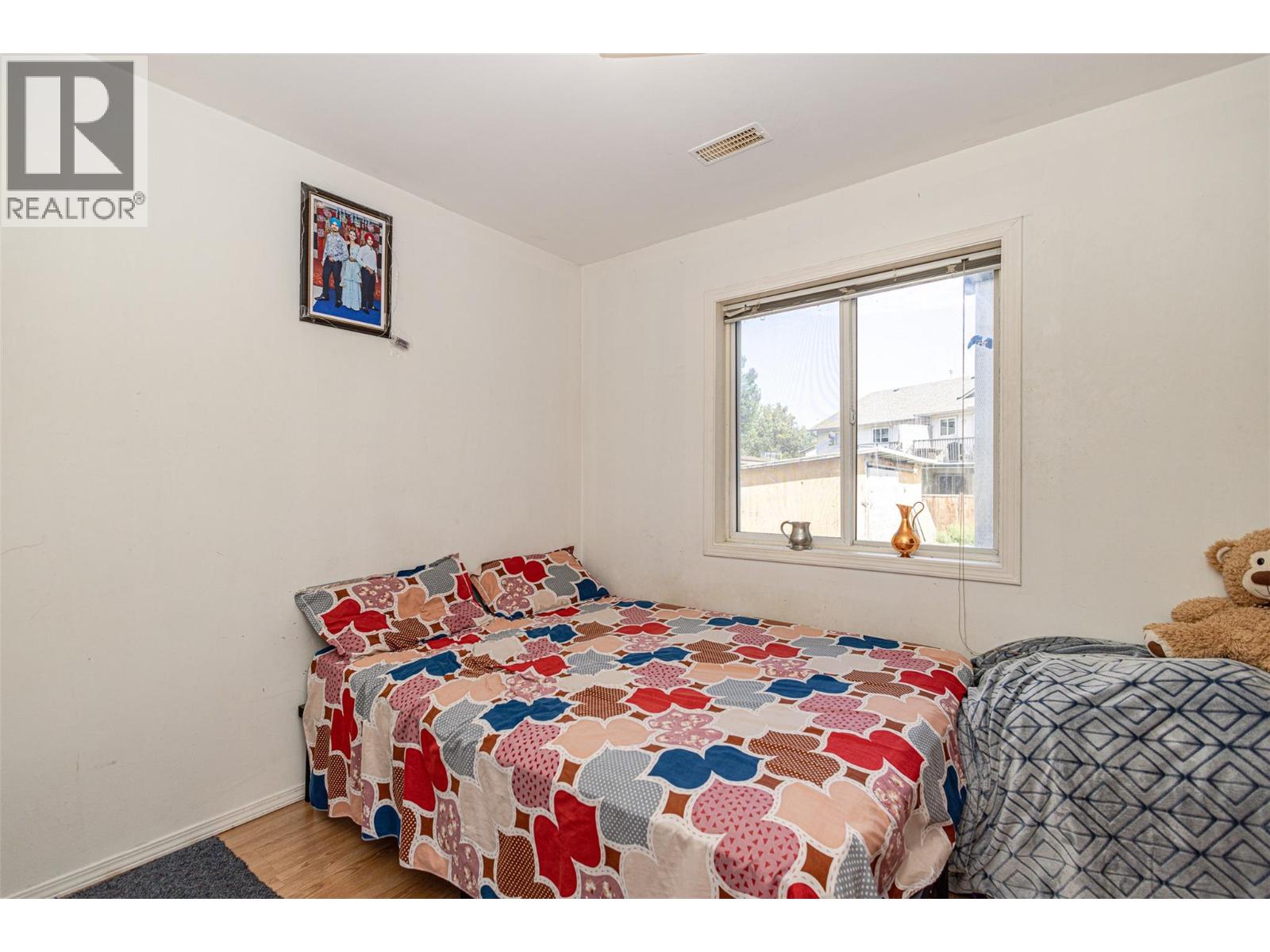  470 Wallace Road, Kelowna