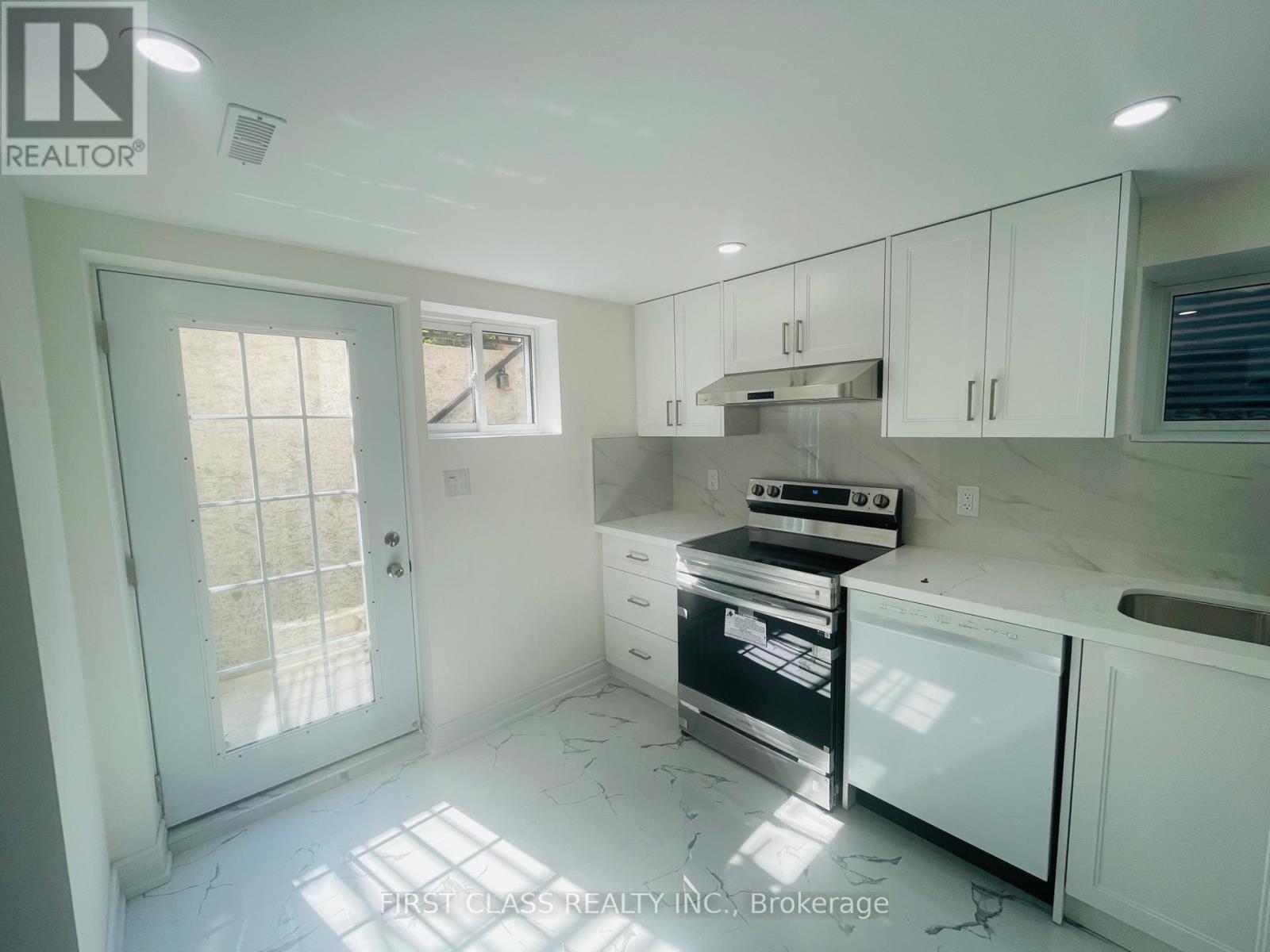 Photo 4 of Basement 2884 Folkway Drive, Mississauga ON