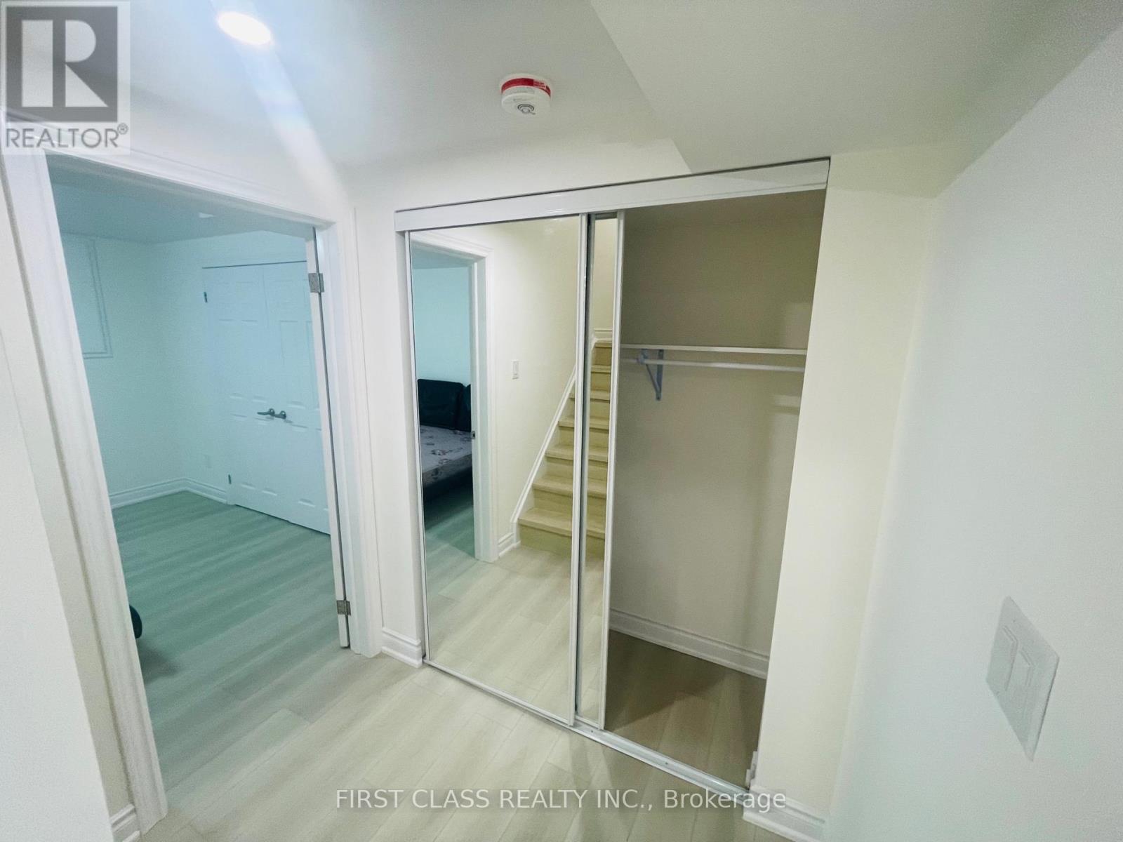 Photo 16 of Basement 2884 Folkway Drive, Mississauga ON