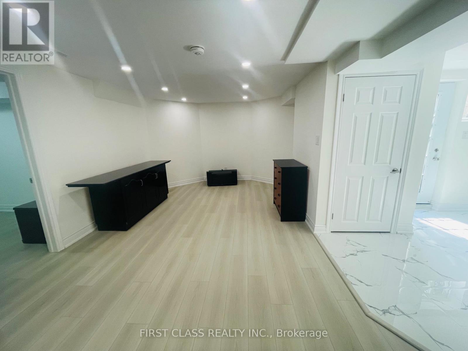 Photo 14 of Basement 2884 Folkway Drive, Mississauga ON