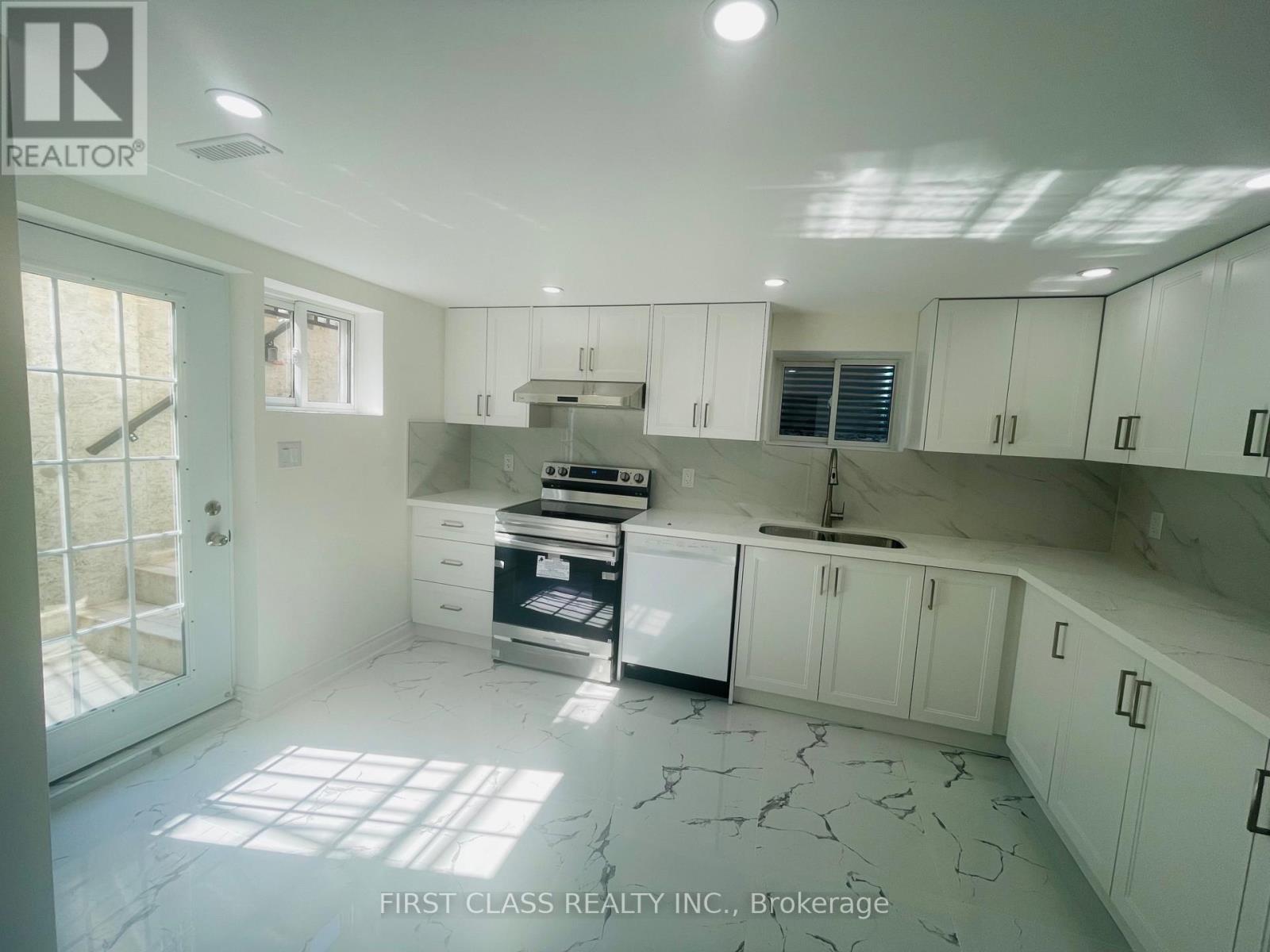 Photo 7 of Basement 2884 Folkway Drive, Mississauga ON