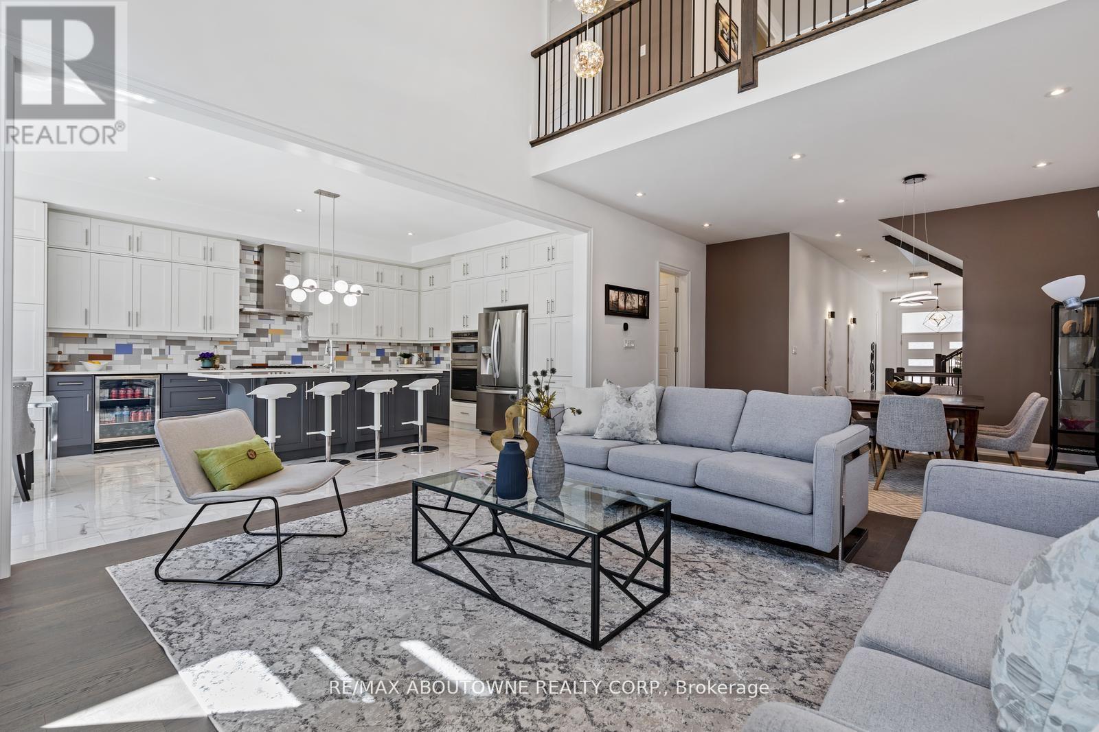 Photo 7 of 1467 Everest Crescent, Oakville ON