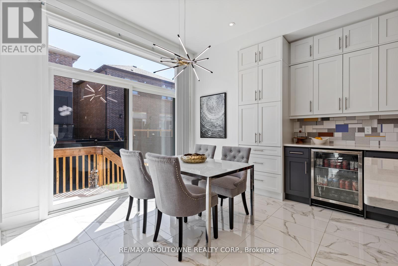 Photo 38 of 1467 Everest Crescent, Oakville ON