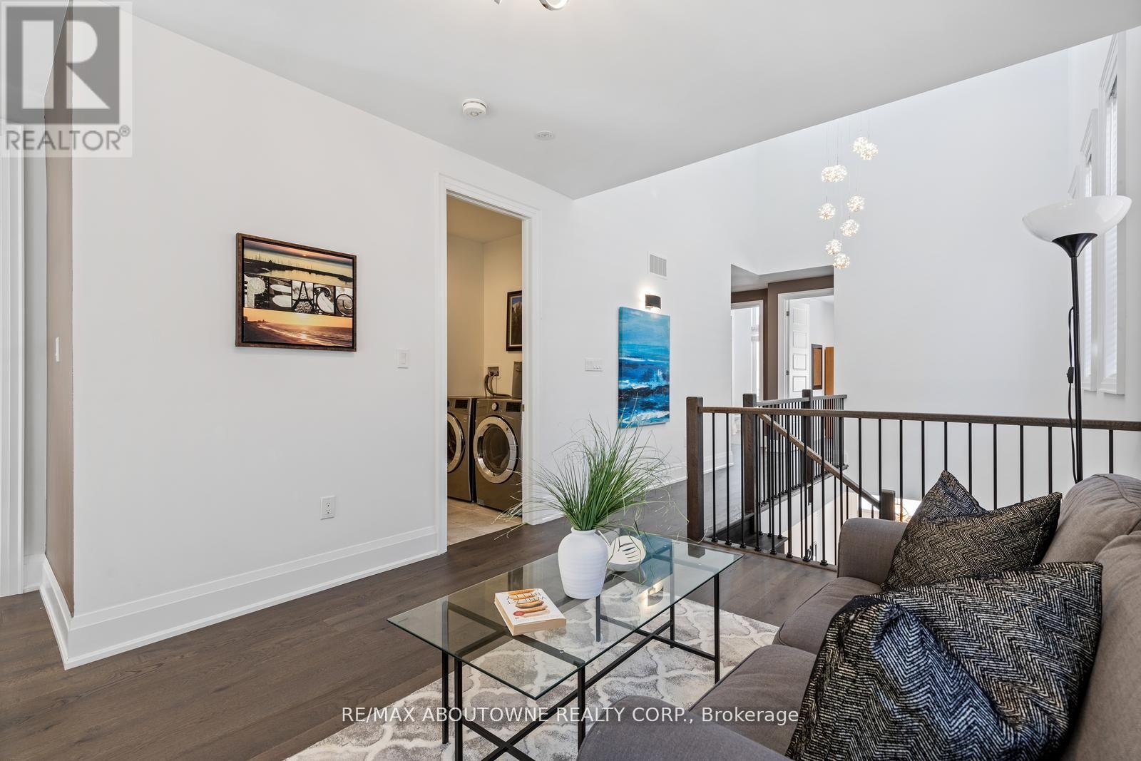 Photo 47 of 1467 Everest Crescent, Oakville ON