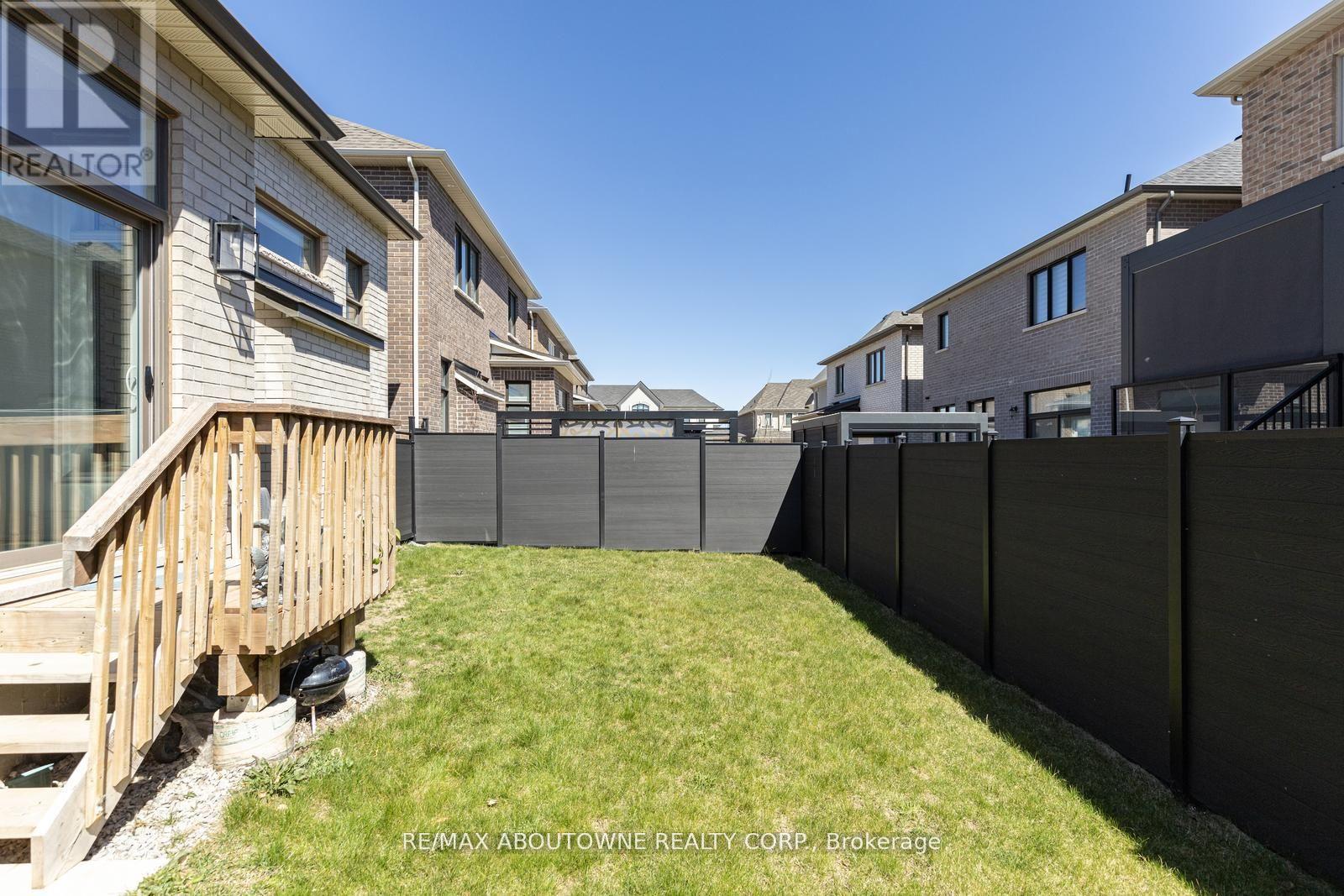 Photo 41 of 1467 Everest Crescent, Oakville ON