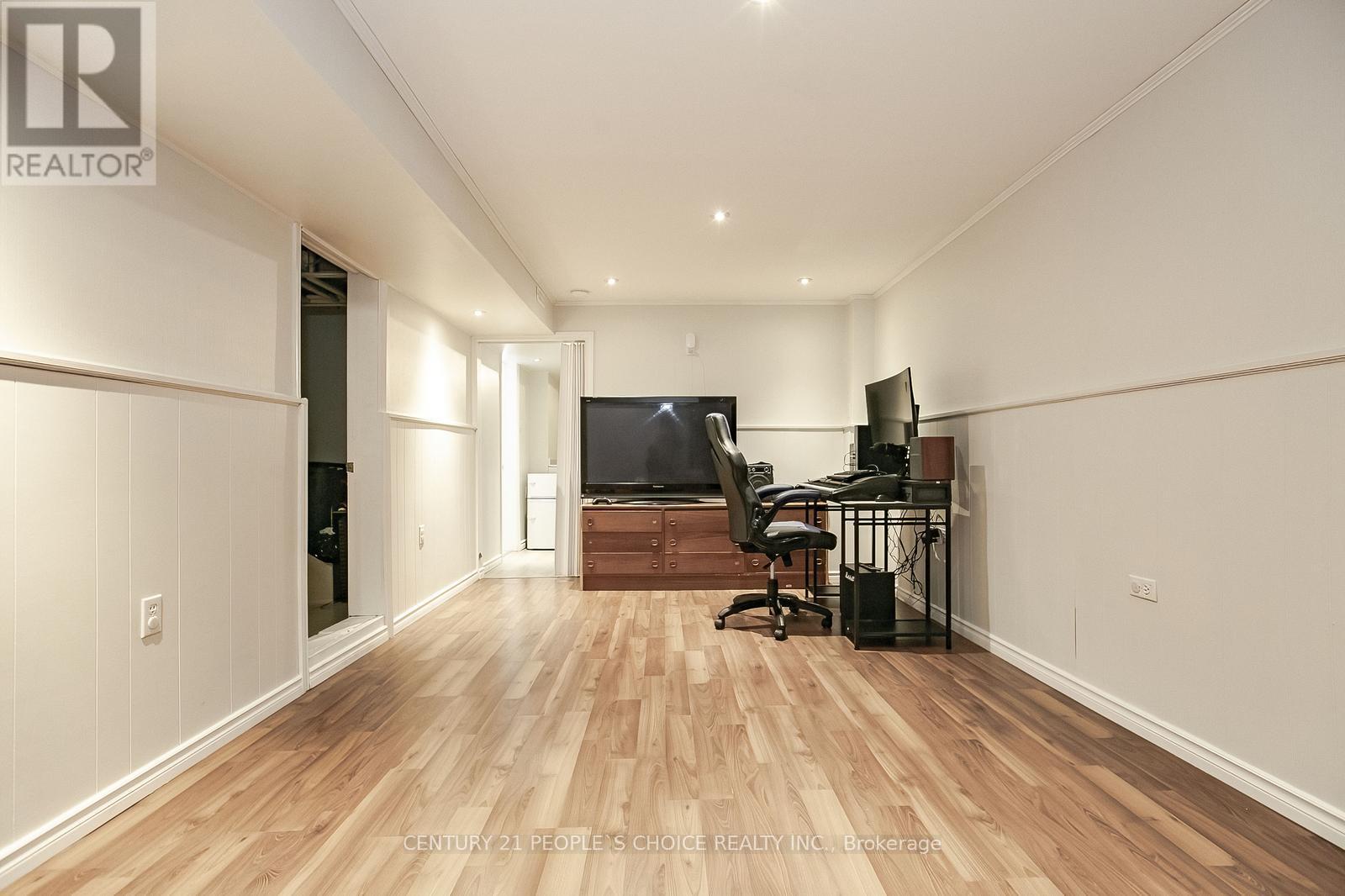 Photo 37 of 240 Simmons Boulevard, Brampton ON