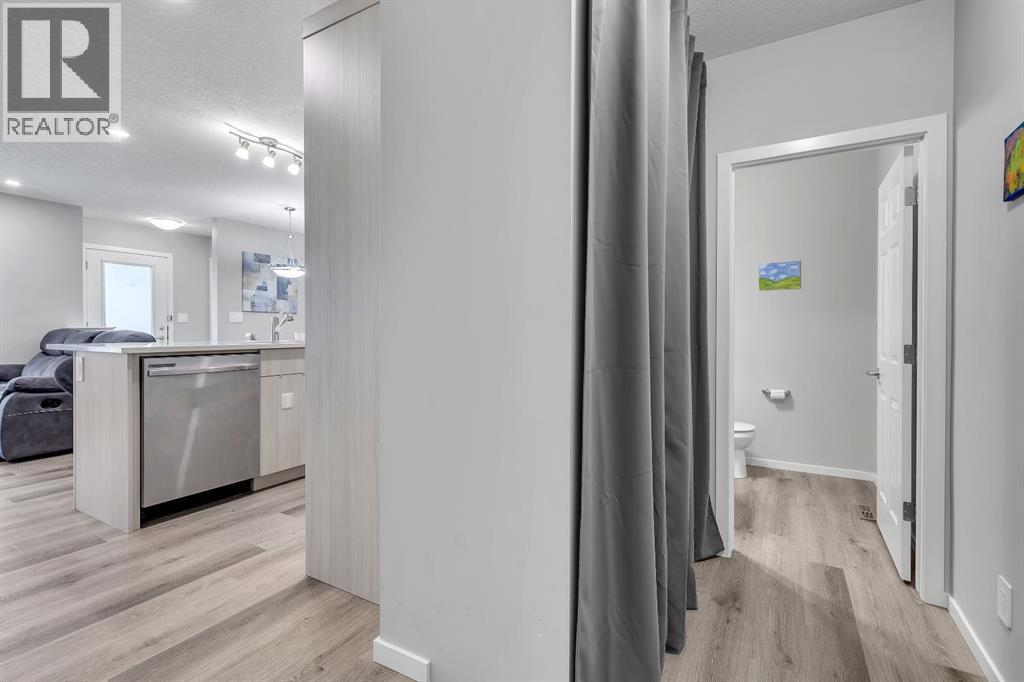 Photo 14 of 329 Windbury Road Sw, Airdrie AB