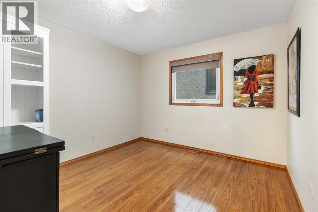 118 Hawkville Close NW, Calgary, Alberta