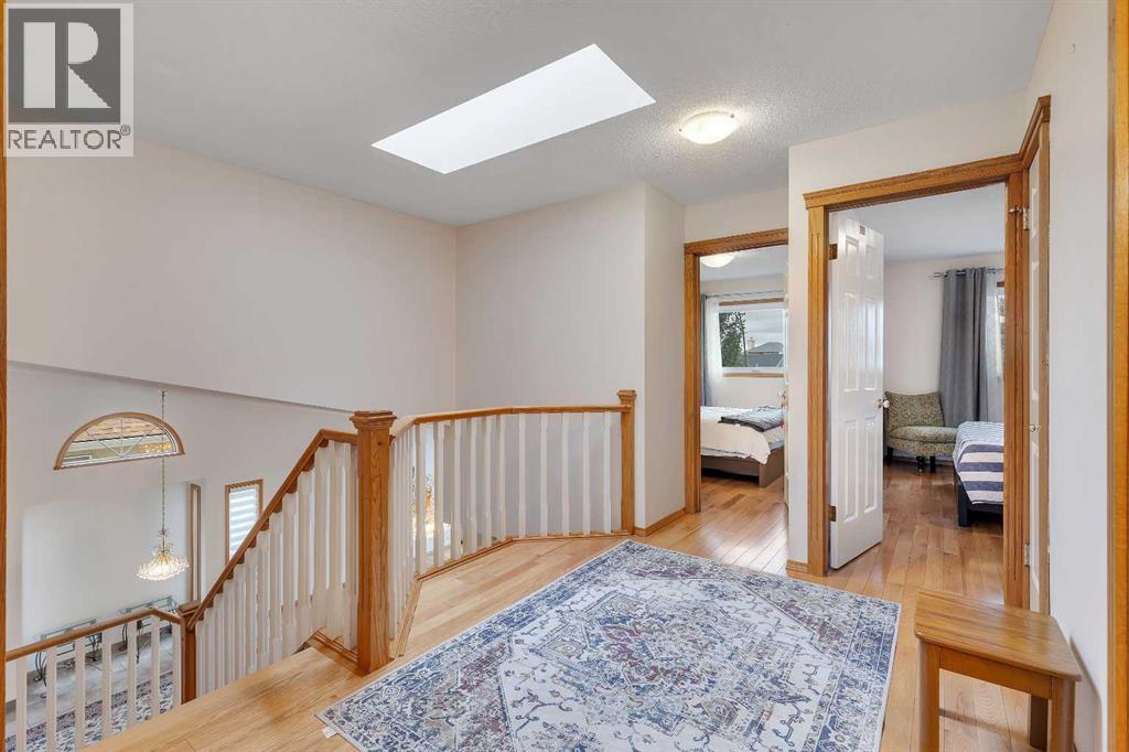 Single Family House for Sale in  Hawkville Close NW Hawkwood Calgary 