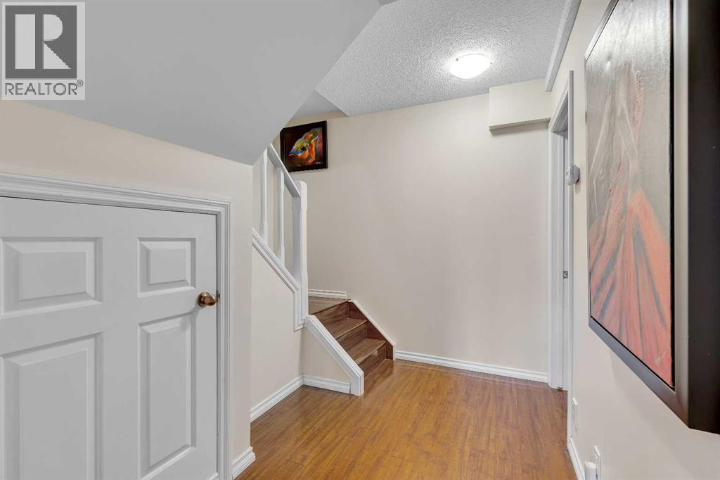 Single Family House for Sale in  Hawkville Close NW Hawkwood Calgary 