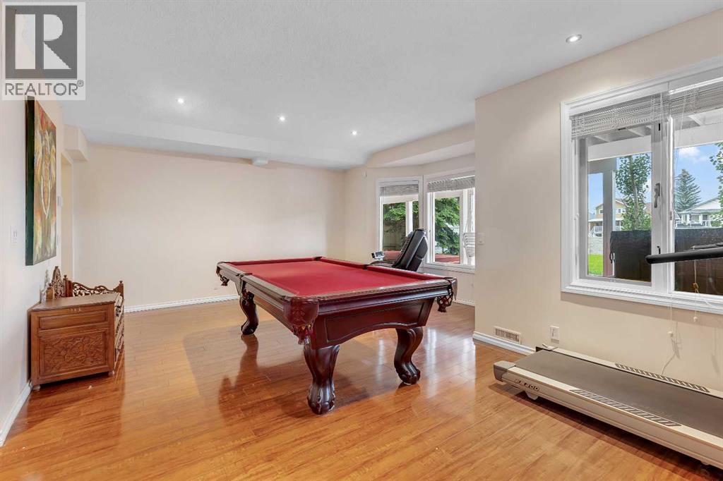 Single Family House for Sale in  Hawkville Close NW Hawkwood Calgary 
