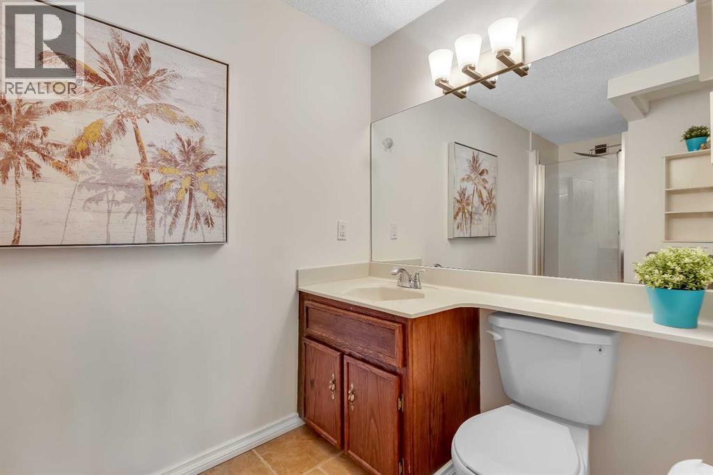 Single Family House for Sale in  Hawkville Close NW Hawkwood Calgary 