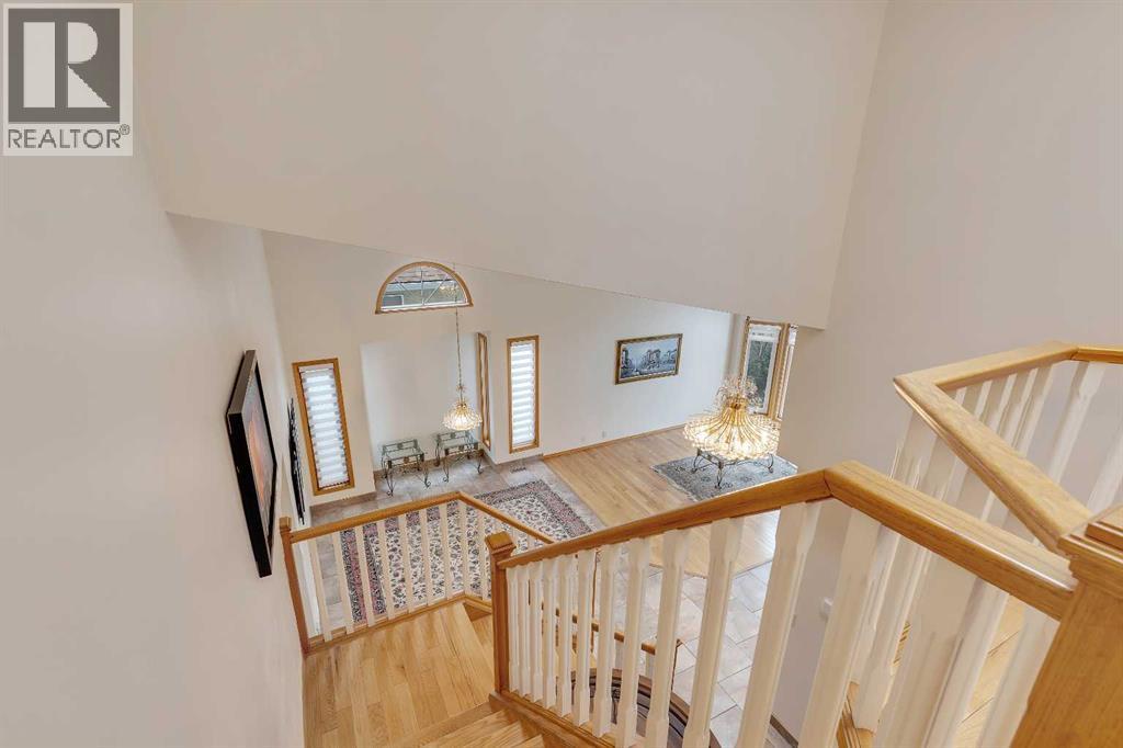 Single Family House for Sale in  Hawkville Close NW Hawkwood Calgary 