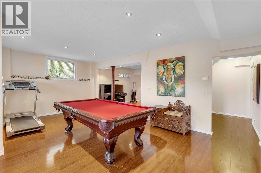 Single Family House for Sale in  Hawkville Close NW Hawkwood Calgary 