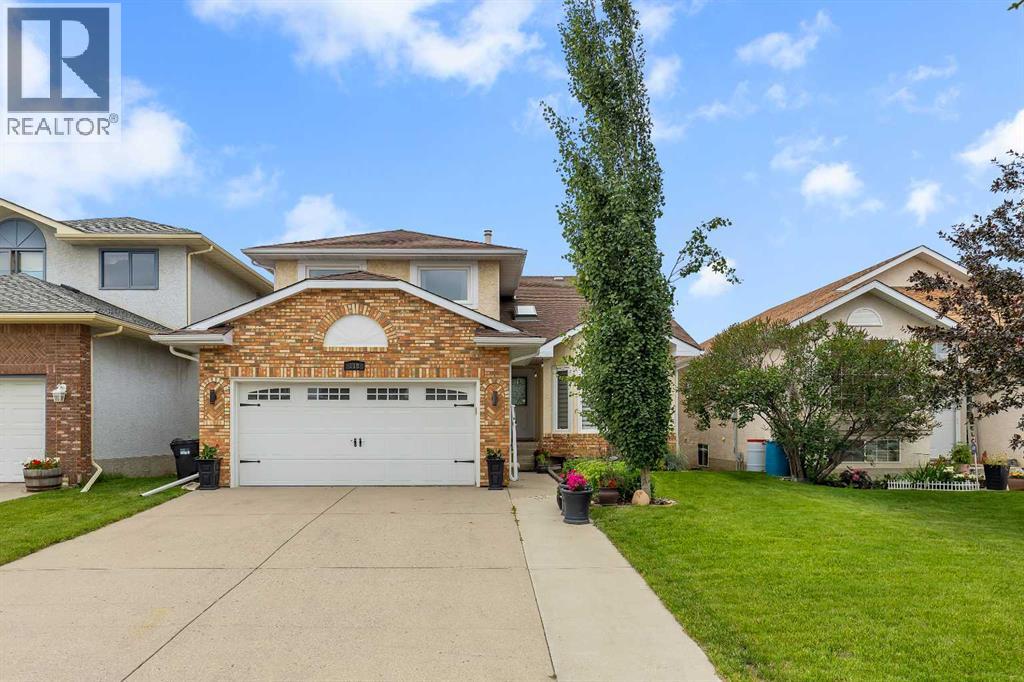 Single Family House for Sale in  Hawkville Close NW Hawkwood Calgary 