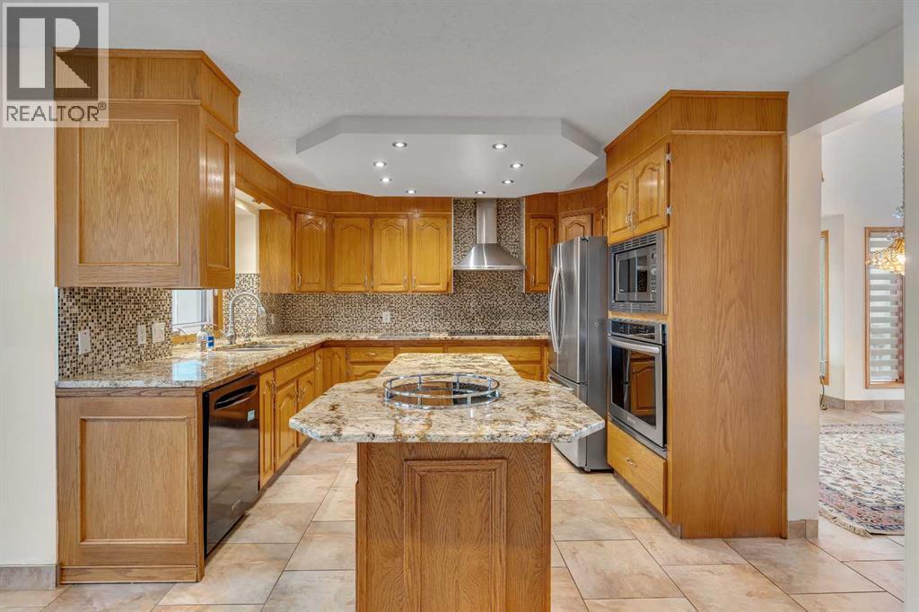 Single Family House for Sale in  Hawkville Close NW Hawkwood Calgary 