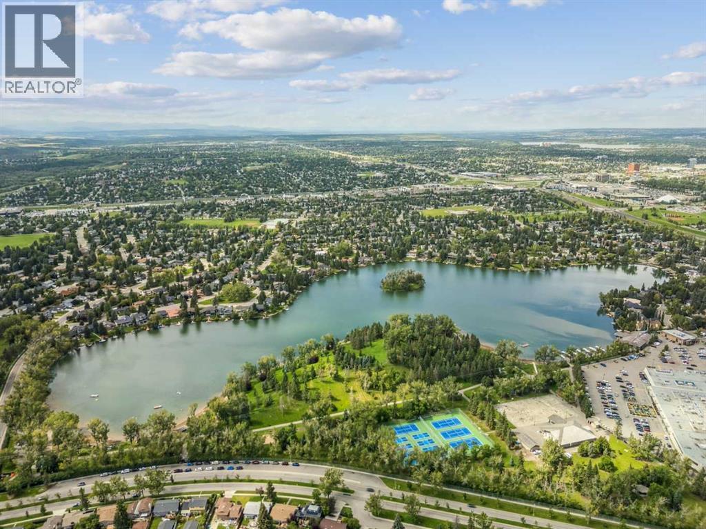 Single Family House for Sale in  Lake Bonavista Green SE Lake Bonavista Calgary 