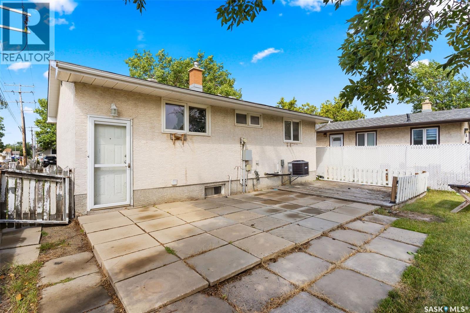 Photo 21 of 11 Rothwell Crescent, Regina SK