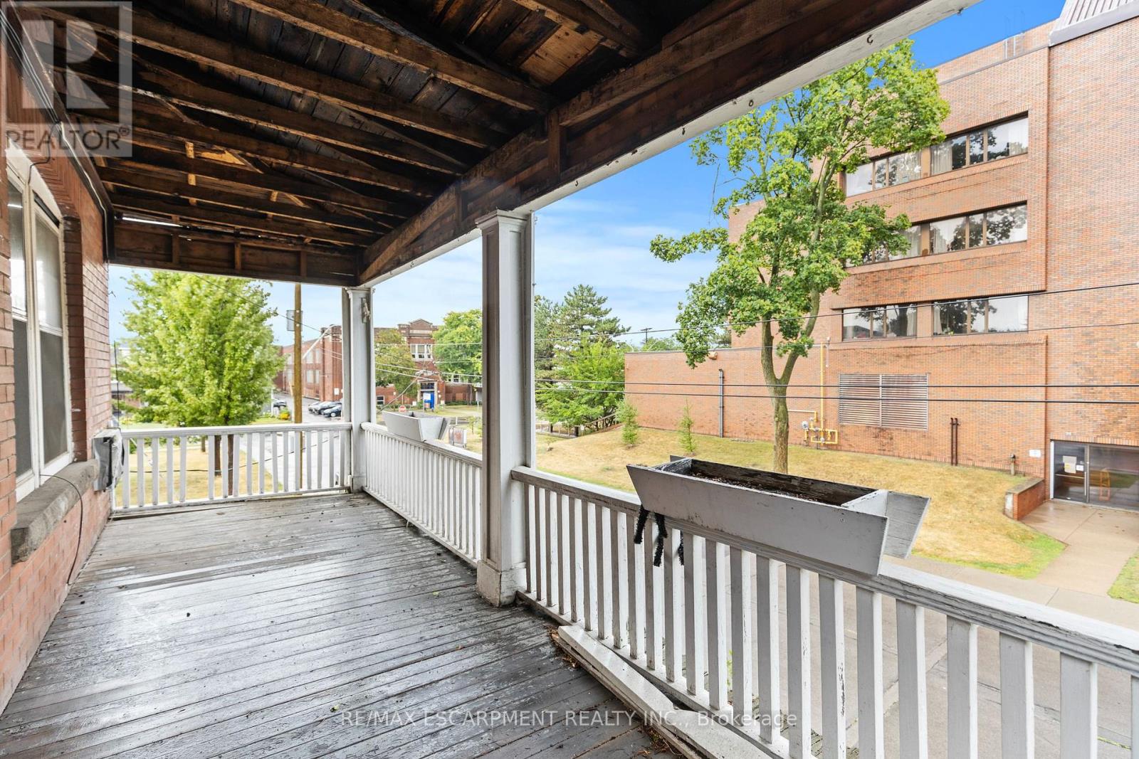 Photo 3 of 14 Norway Avenue, Hamilton ON