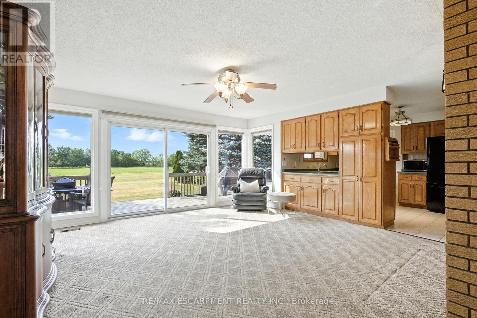 Photo 13 of 2276 Binbrook Road, Hamilton ON