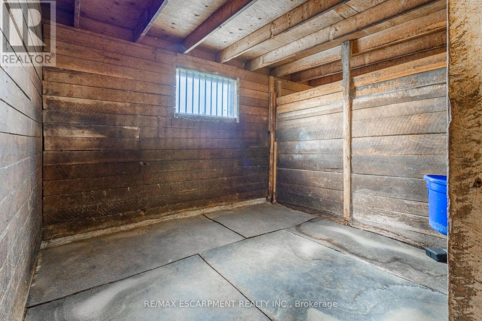 Photo 46 of 2276 Binbrook Road, Hamilton ON