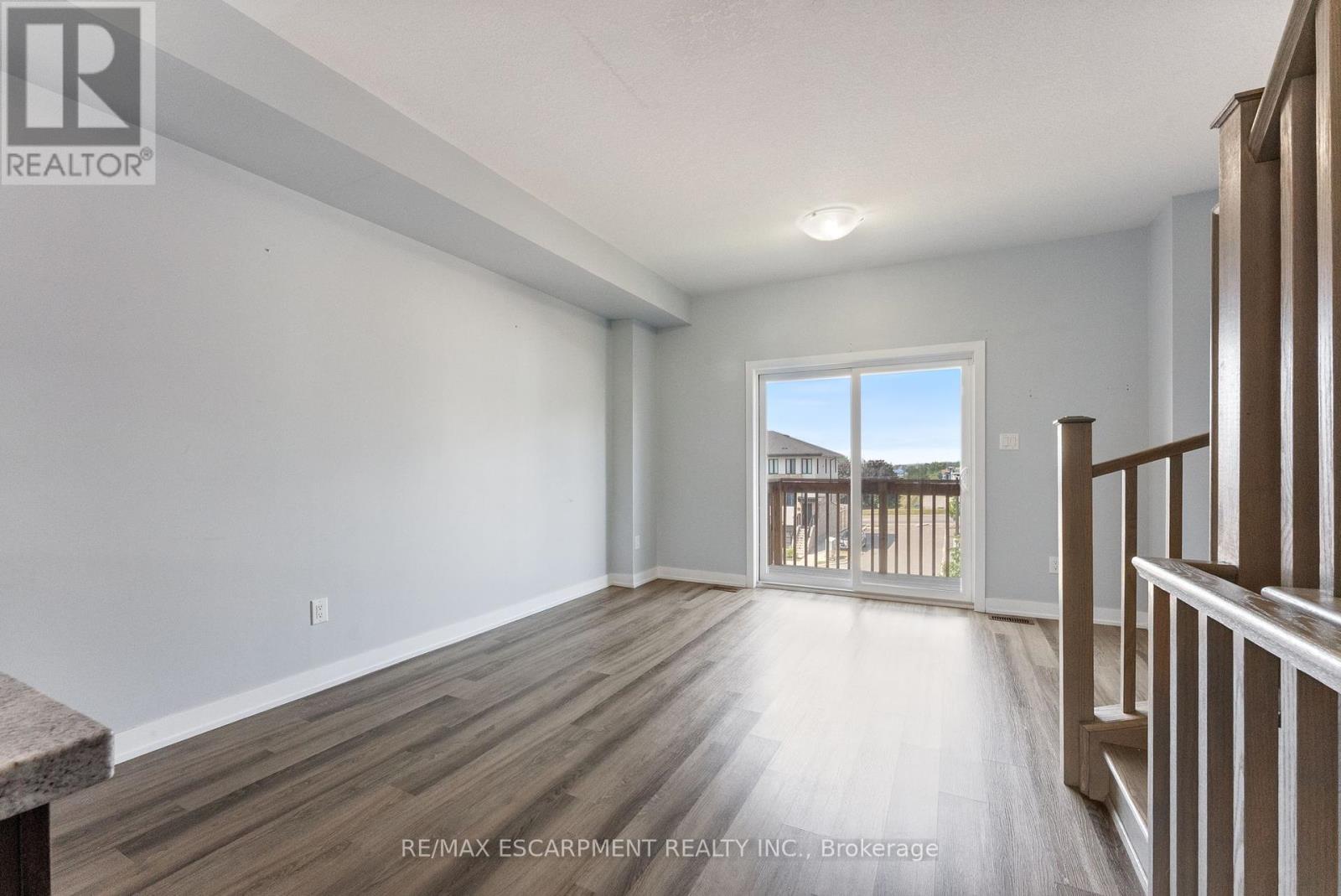 Photo 17 of 17 Mulhollard Lane, Hamilton ON