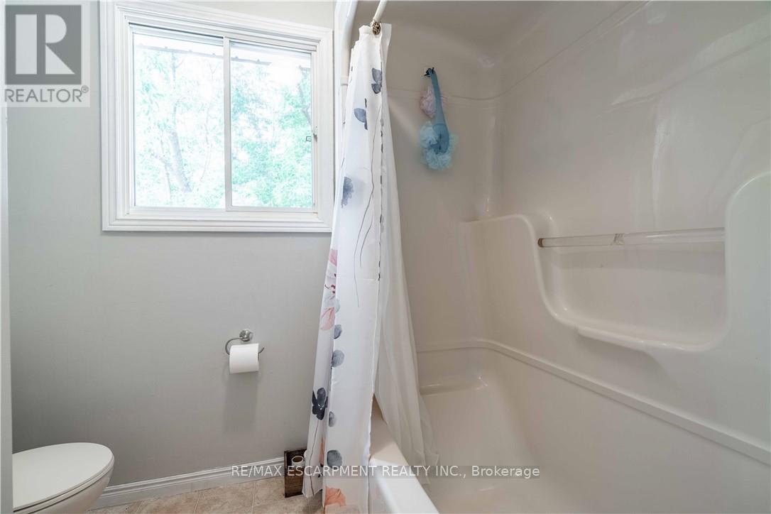 Photo 19 of 36 Silver Lake Drive, Norfolk ON