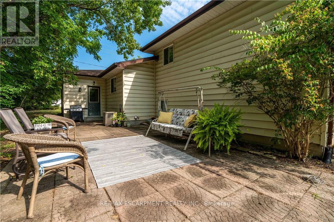 Photo 31 of 36 Silver Lake Drive, Norfolk ON