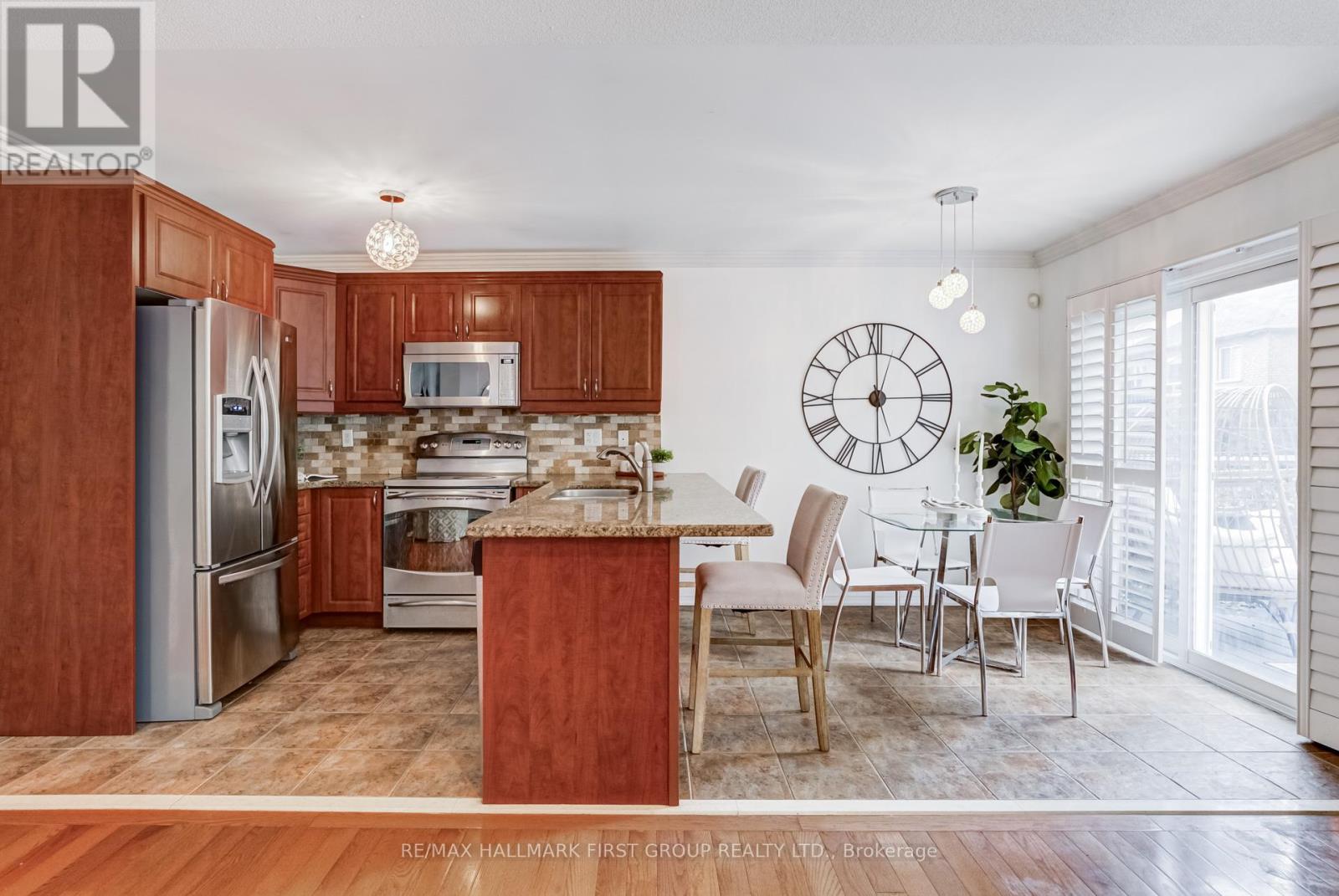 Photo 10 of 40 Galea Drive, Ajax ON