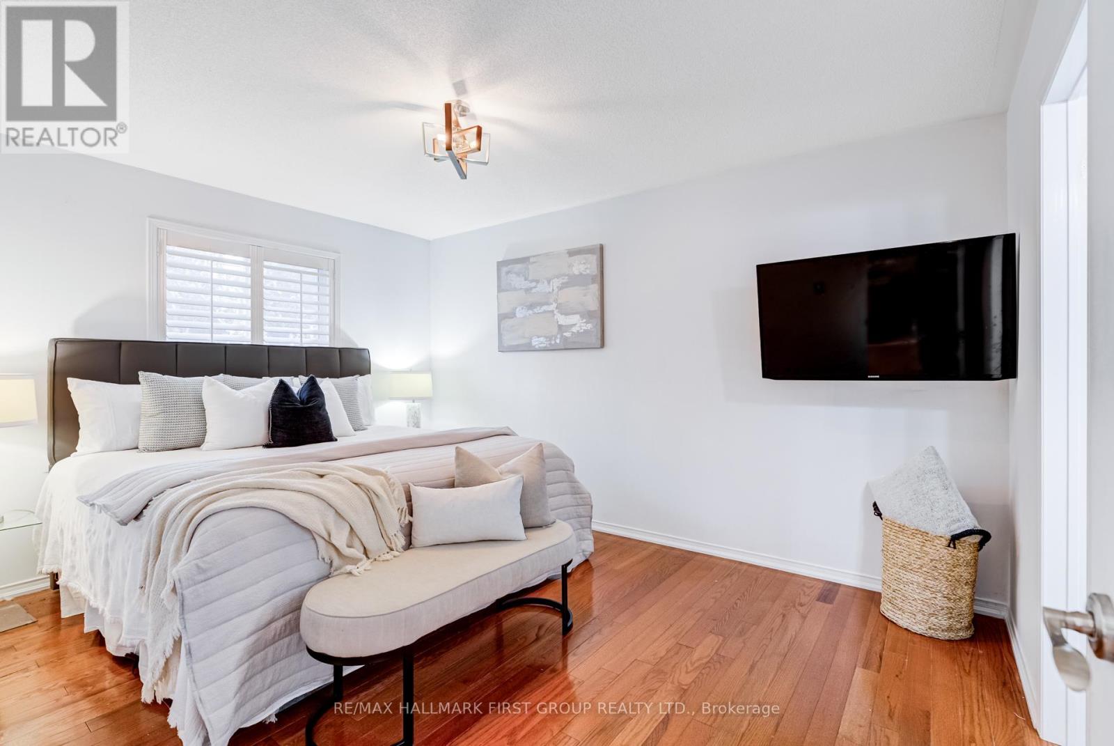 Photo 13 of 40 Galea Drive, Ajax ON