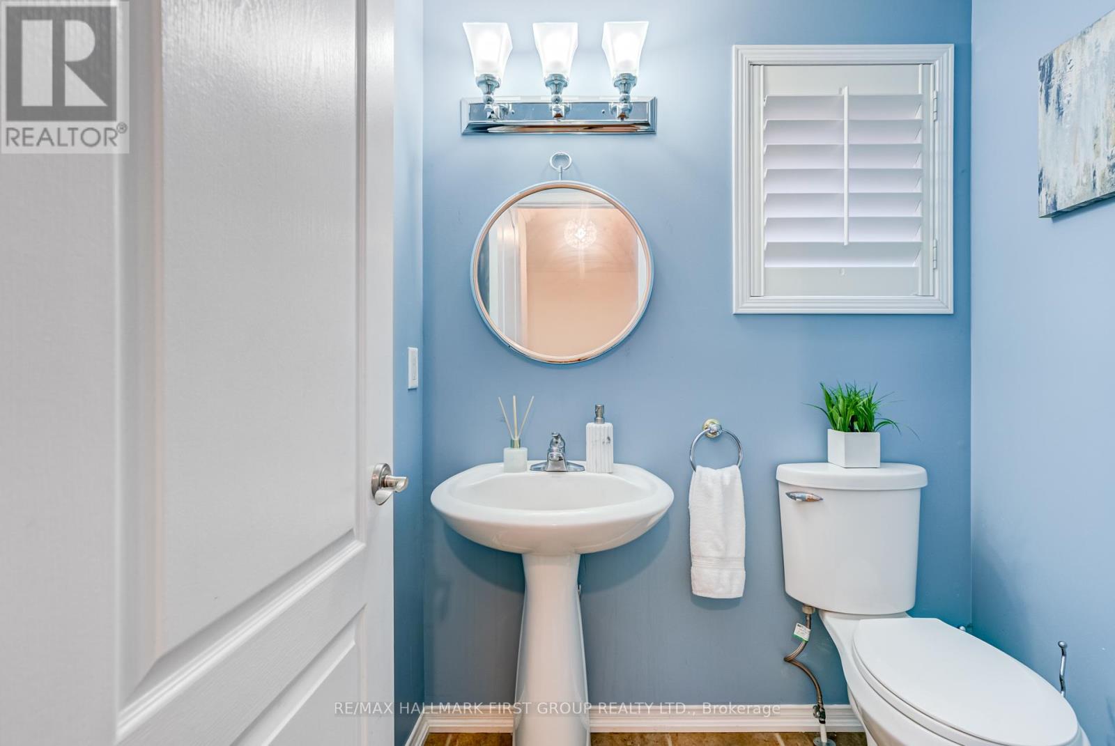 Photo 16 of 40 Galea Drive, Ajax ON