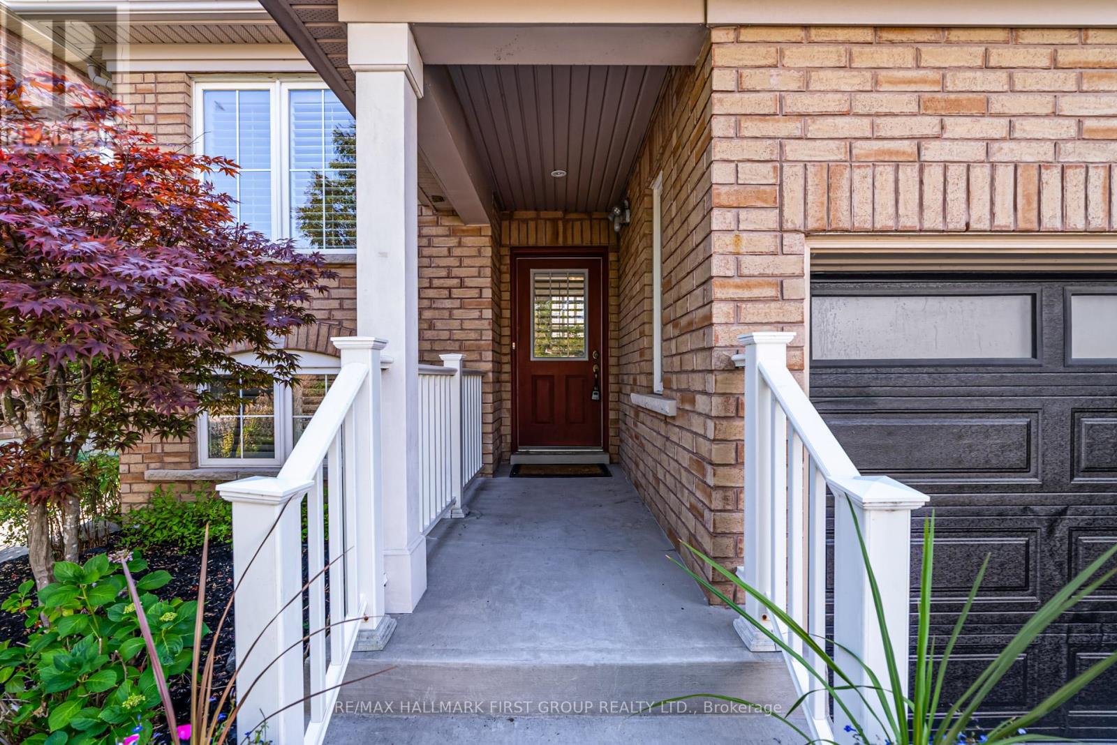 Photo 4 of 40 Galea Drive, Ajax ON