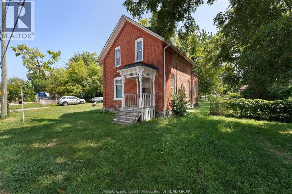 Photo 8 of 314 Queen Street, Harrow ON