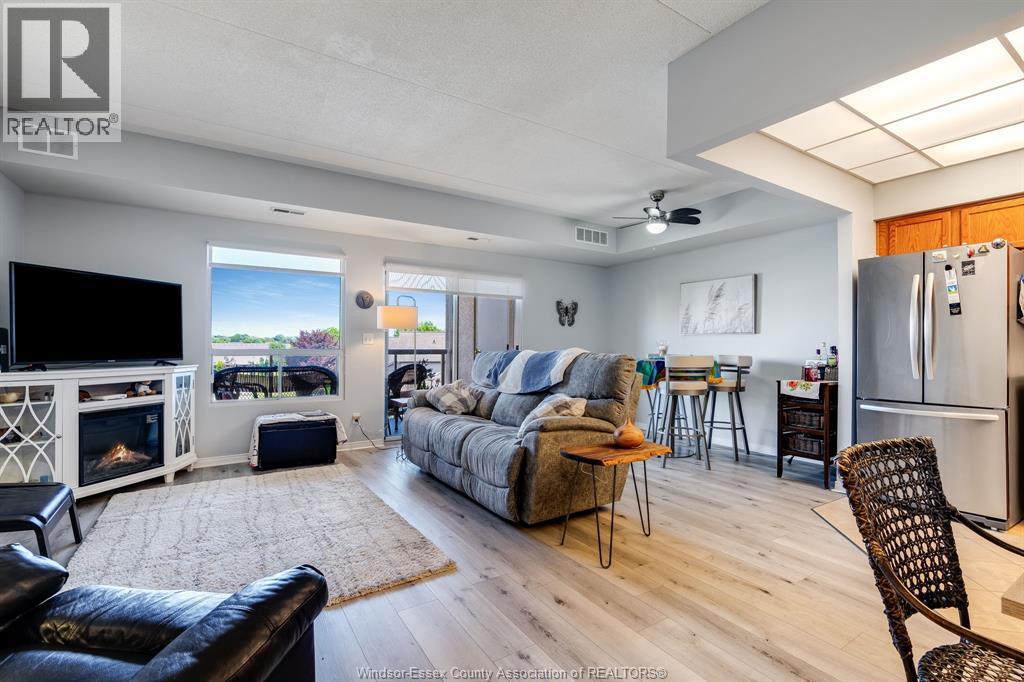 Photo 2 of 315 Village Grove Unit 305, Tecumseh ON