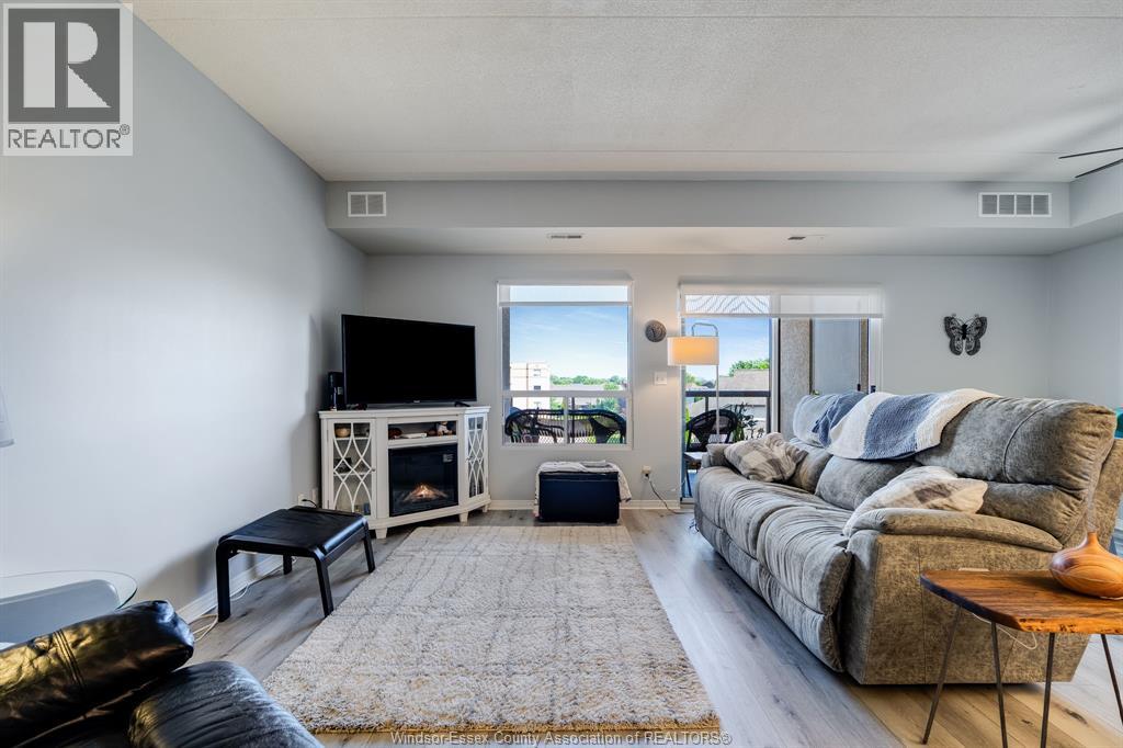 Photo 3 of 315 Village Grove Unit 305, Tecumseh ON