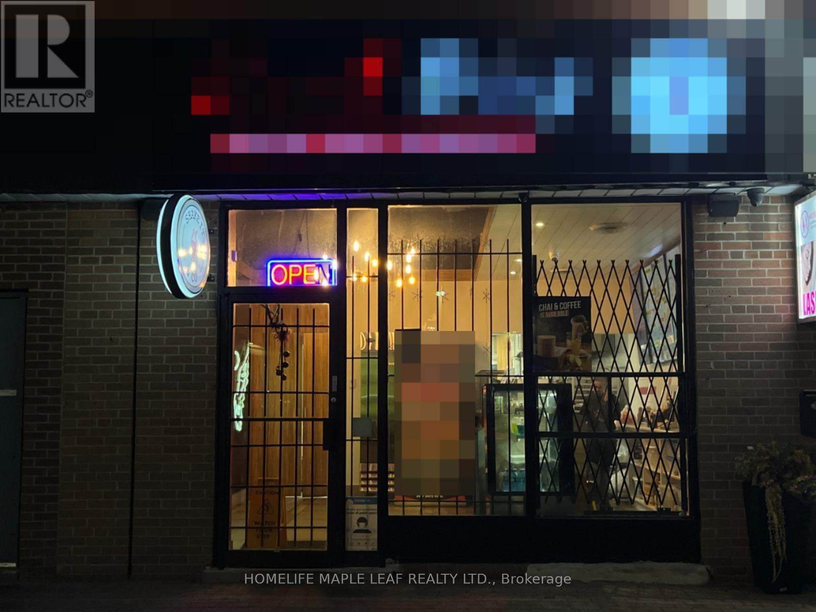 Photo 8 of 5 168 Kennedy Road S, Brampton ON