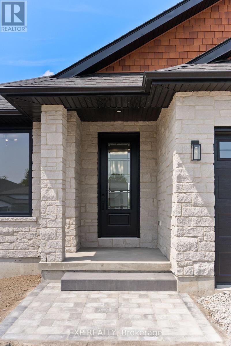 Photo 3 of 38 Meagan Lane, Quinte West ON