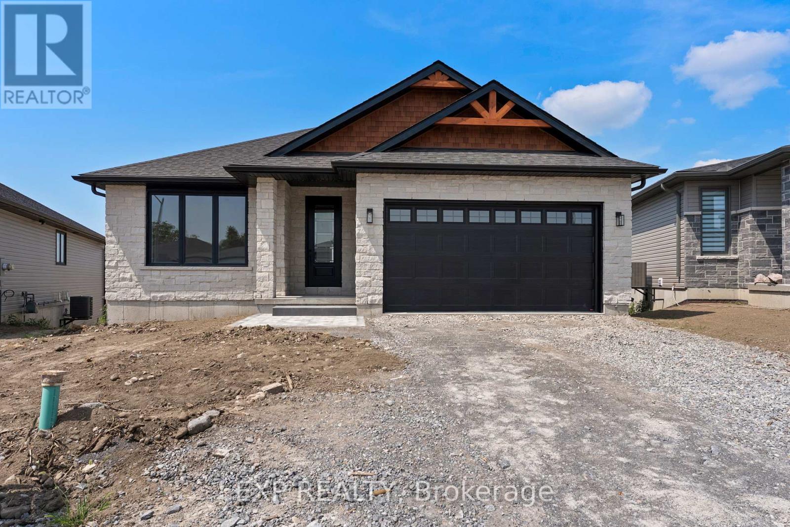 Photo 44 of 38 Meagan Lane, Quinte West ON