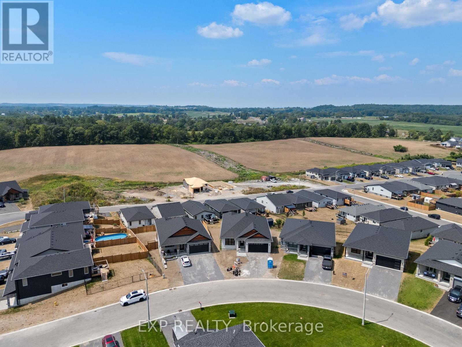 Photo 45 of 38 Meagan Lane, Quinte West ON