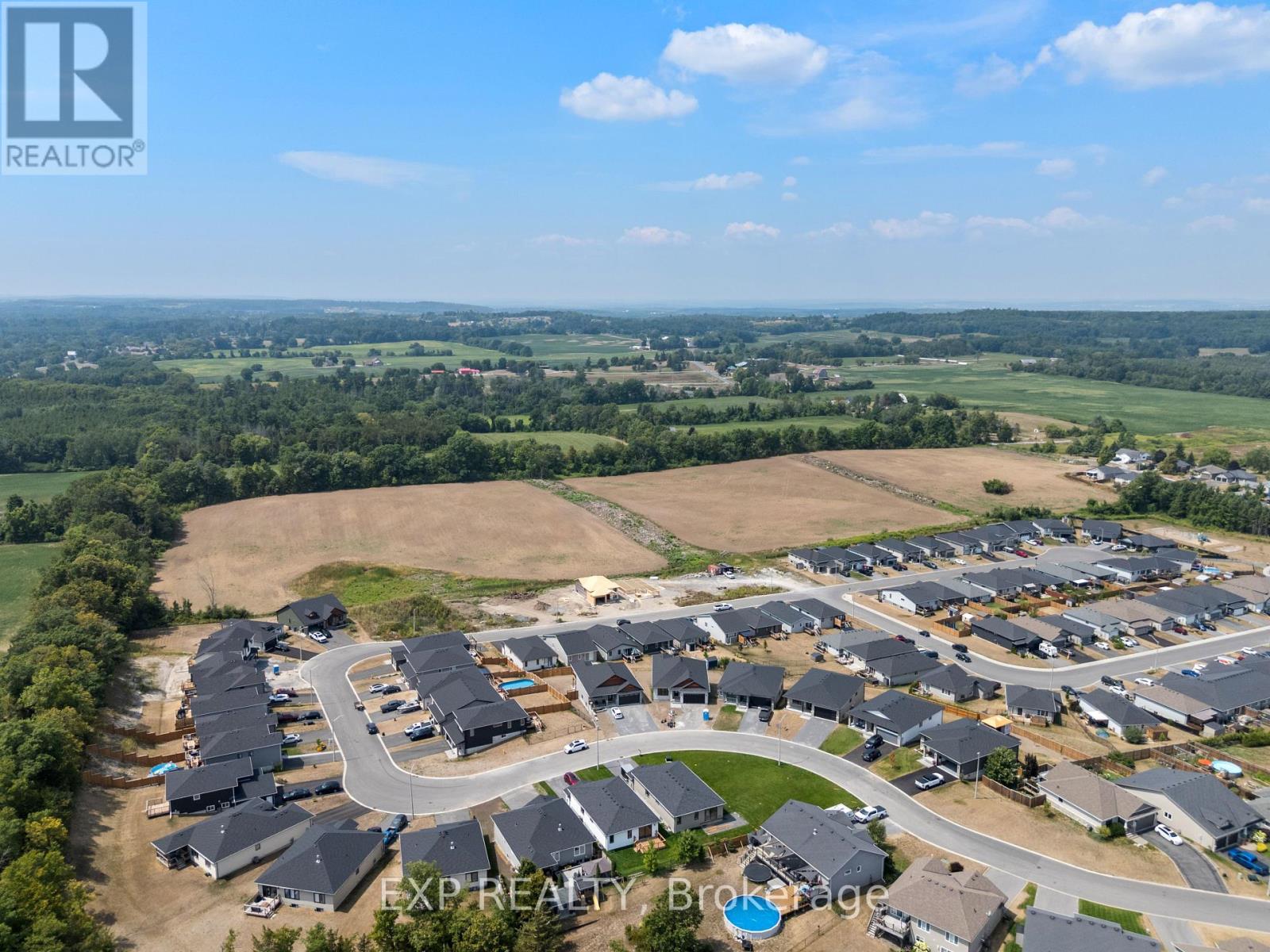 Photo 46 of 38 Meagan Lane, Quinte West ON