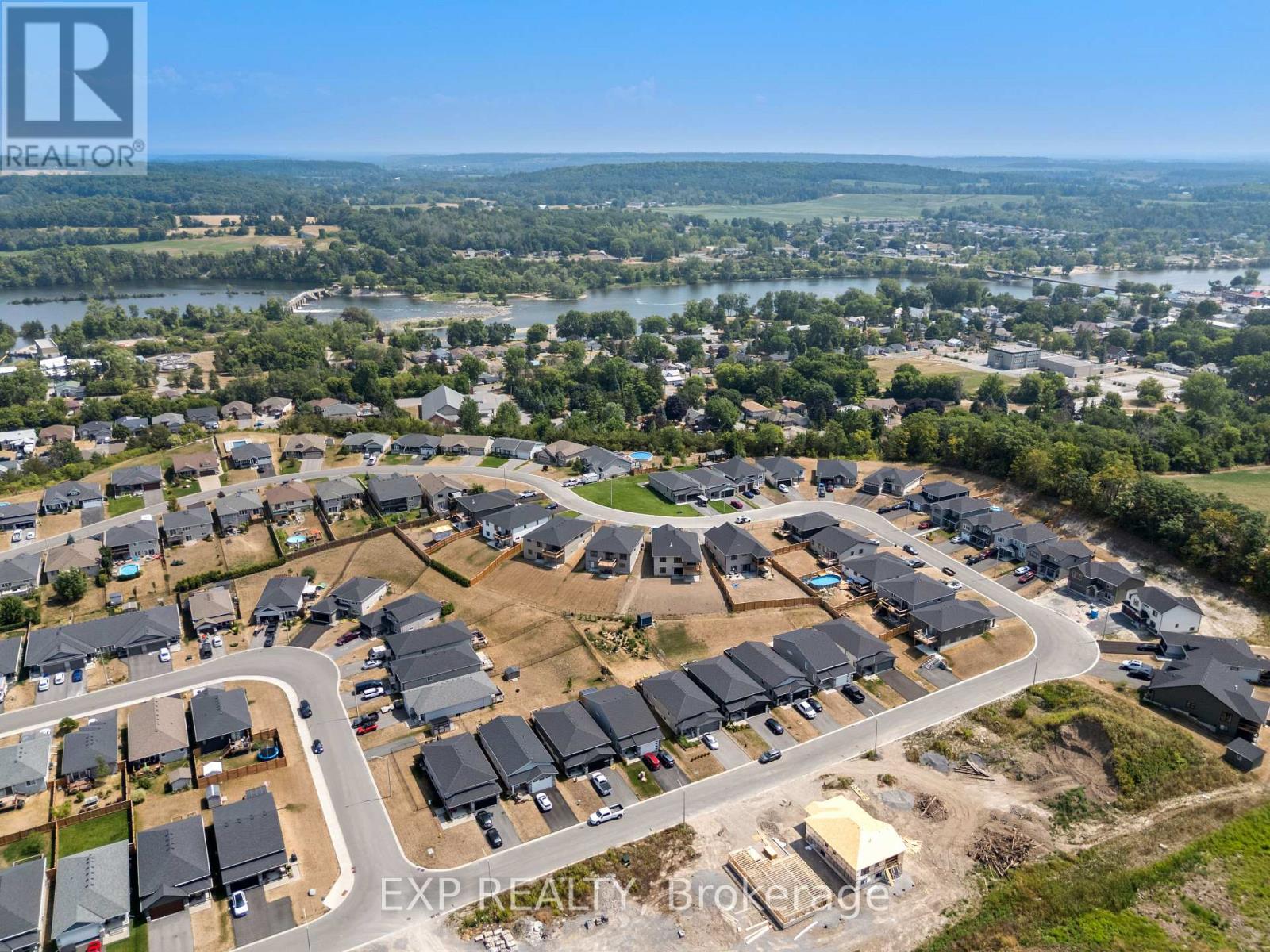 Photo 47 of 38 Meagan Lane, Quinte West ON