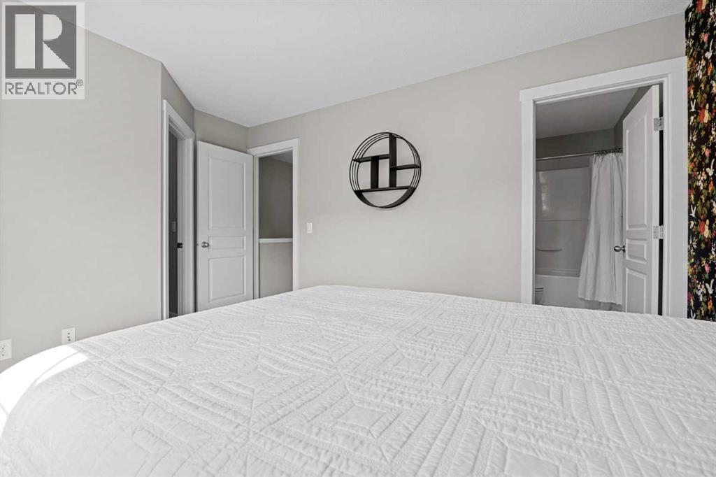 Single Family House for Sale in  Mckenzie Towne Square SE McKenzie Towne Calgary 