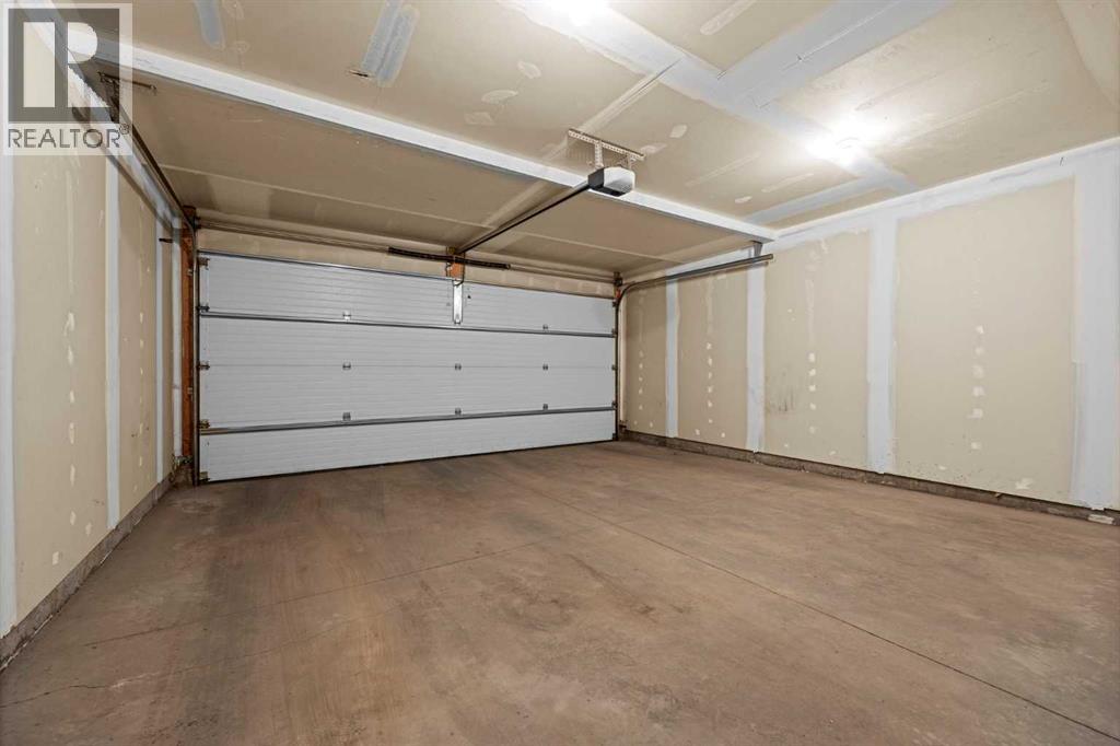 Single Family House for Sale in  Mckenzie Towne Square SE McKenzie Towne Calgary 