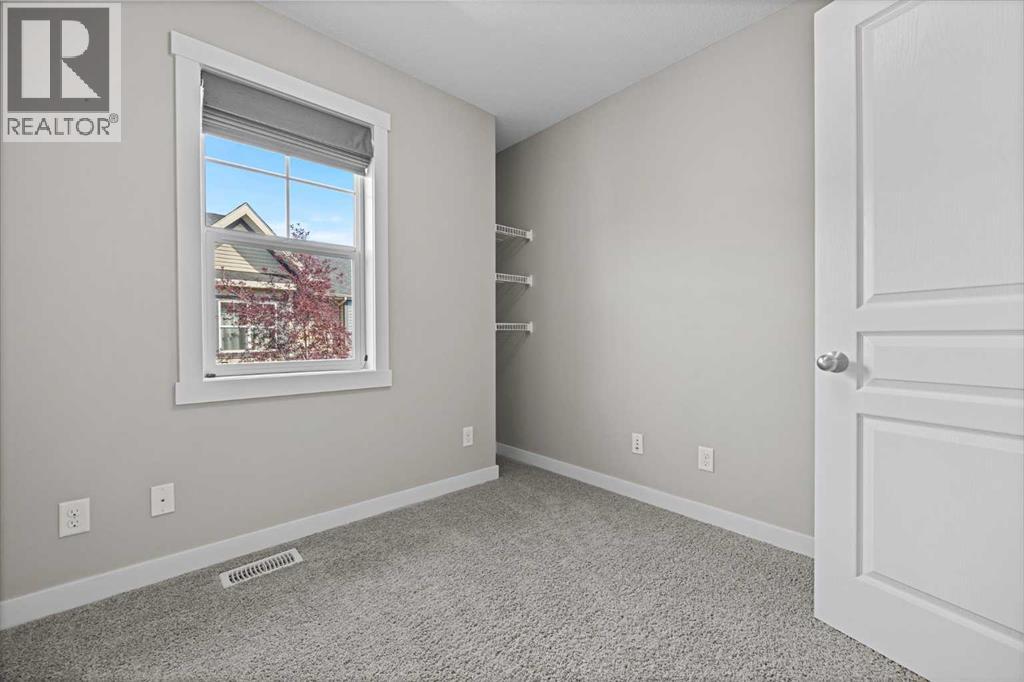 Single Family House for Sale in  Mckenzie Towne Square SE McKenzie Towne Calgary 