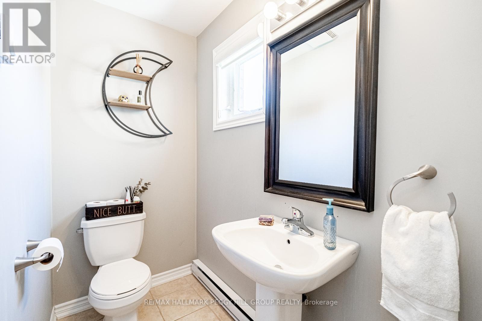 Photo 5 of 7 25 Madelaine Drive, Barrie ON