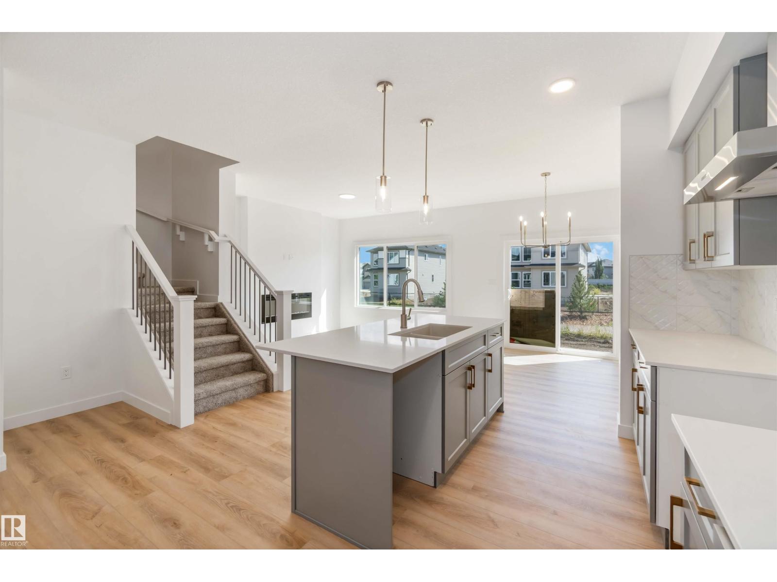 Photo 15 of 8731 182 Av Nw, Edmonton AB
