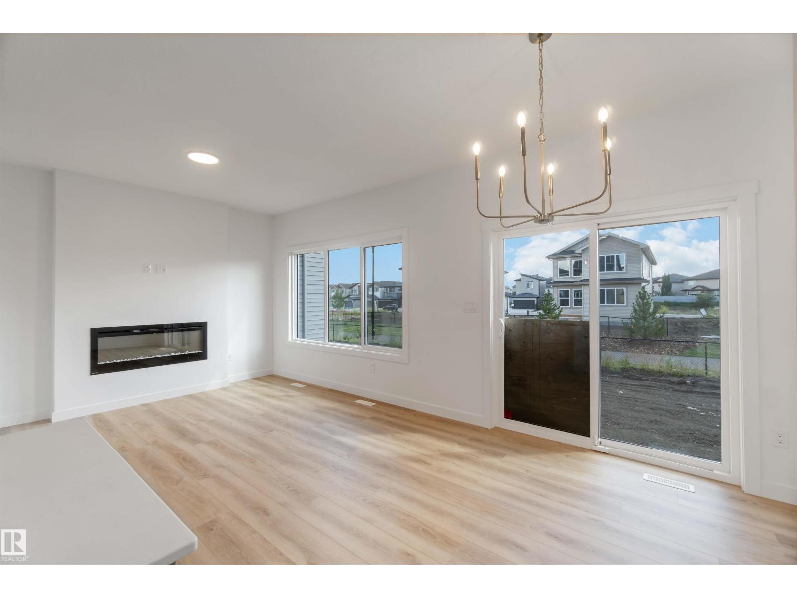 Photo 25 of 8731 182 Av Nw, Edmonton AB