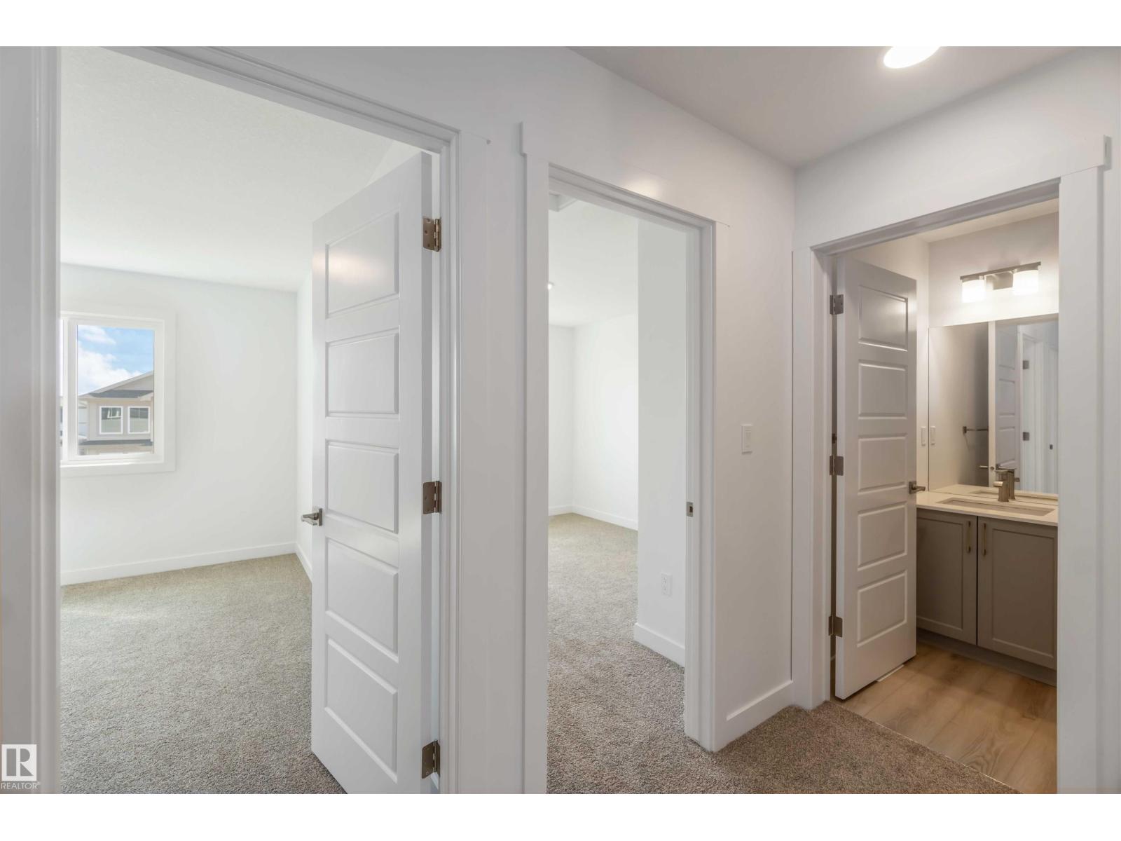 Photo 33 of 8731 182 Av Nw, Edmonton AB