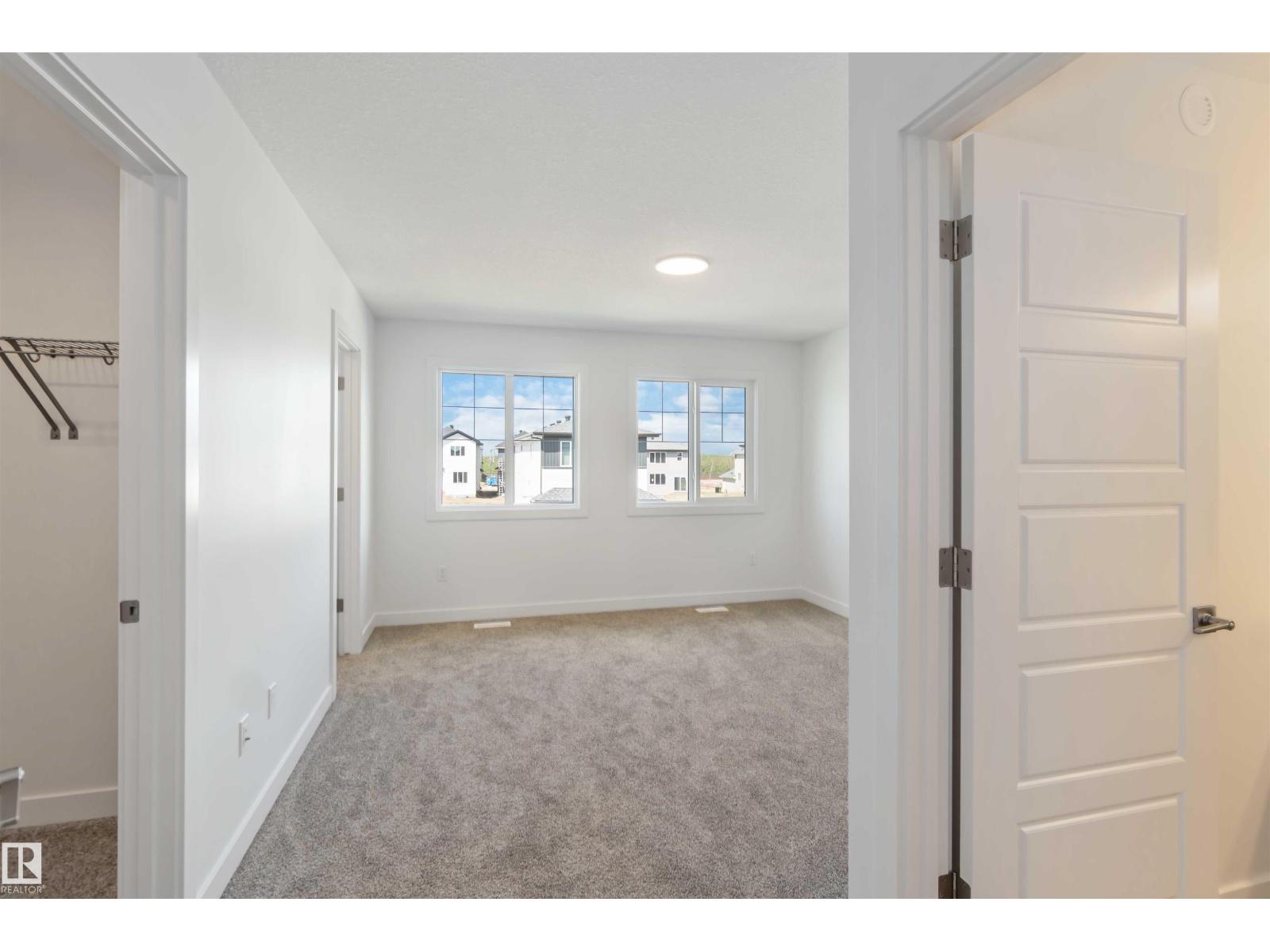 Photo 20 of 8731 182 Av Nw, Edmonton AB